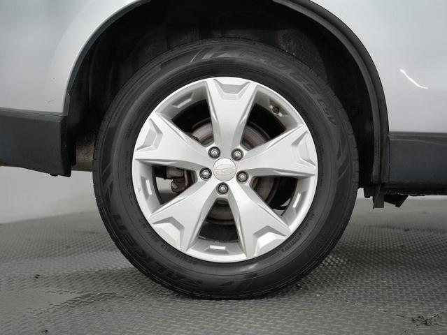Photo of 2015 Ice Silver Metallic Subaru Forester