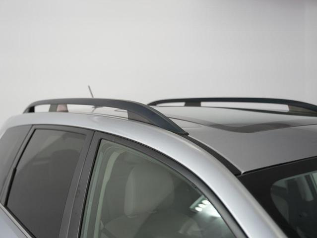 Photo of 2015 Ice Silver Metallic Subaru Forester