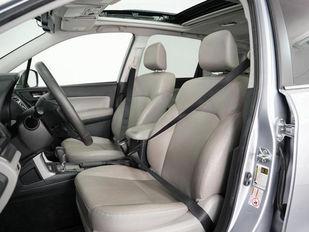 Photo of 2015 Ice Silver Metallic Subaru Forester