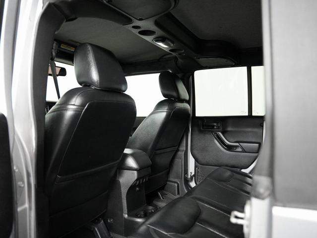 Photo of 2015 Billet Silver Metallic Clearcoat Jeep Wrangler Unlimited