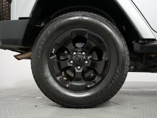 Photo of 2015 Billet Silver Metallic Clearcoat Jeep Wrangler Unlimited