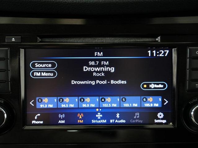 Photo of 2019 Magnetic Black Pearl Nissan Rogue