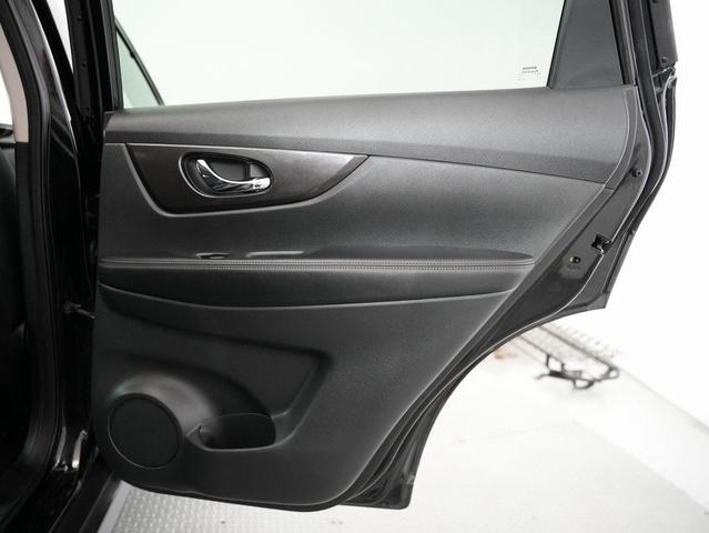 Photo of 2019 Magnetic Black Pearl Nissan Rogue