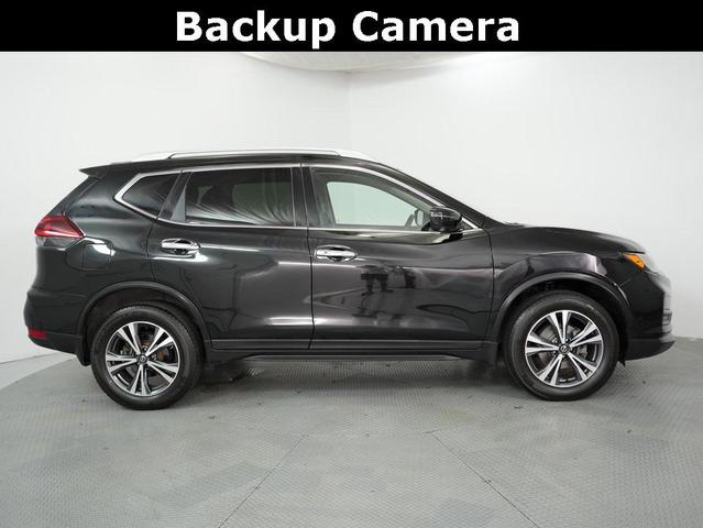 Photo of 2019 Magnetic Black Pearl Nissan Rogue