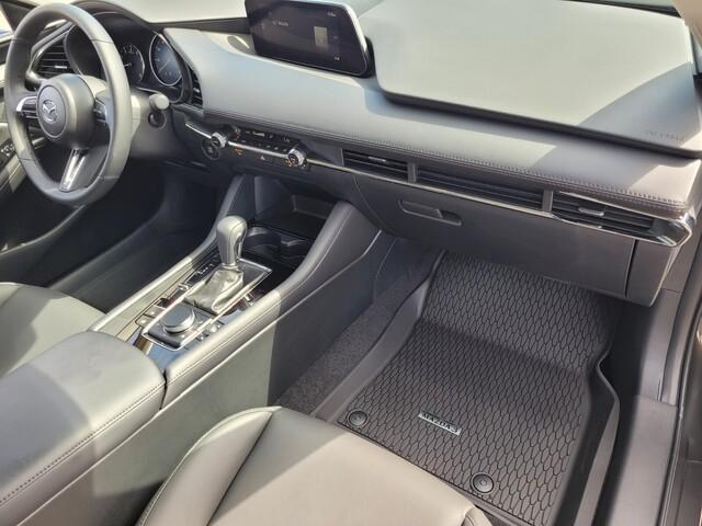Photo of 2025 Machine Gray Metallic Mazda Mazda3
