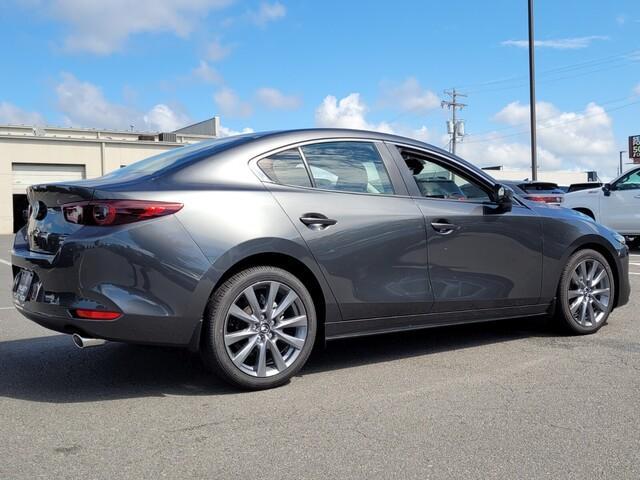 Photo of 2025 Machine Gray Metallic Mazda Mazda3