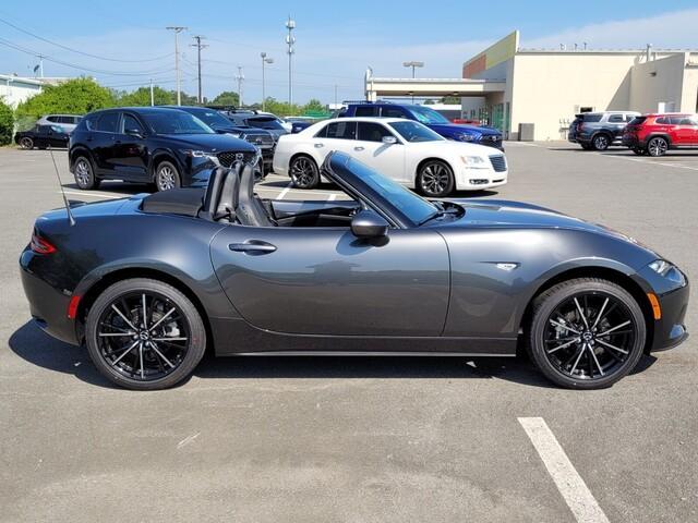 Photo of 2025 Machine Gray Mazda MX-5 Miata