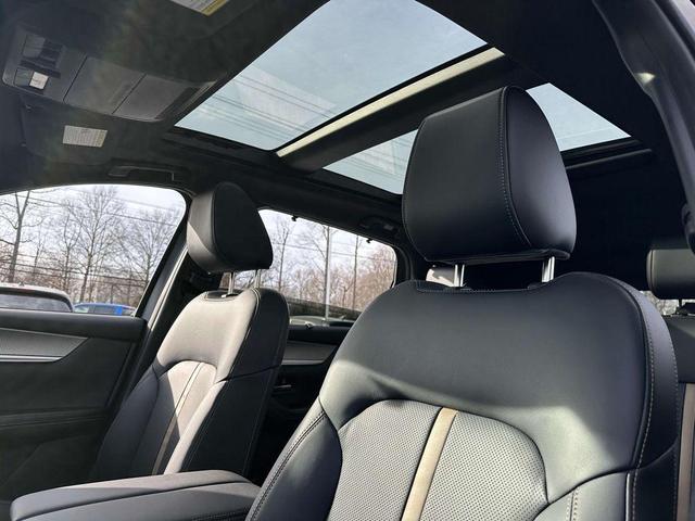Photo of 2025 Zircon Sand Metallic Mazda CX-70