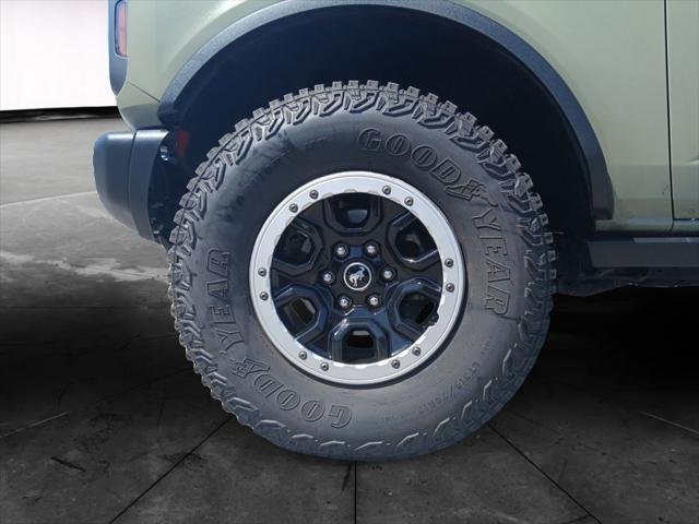 Photo of 2022 Chili Pepper Red Ford Bronco