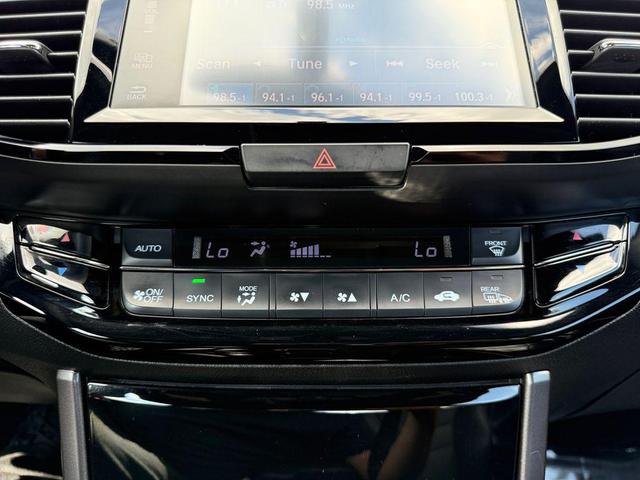 Photo of 2016 Grey Honda Accord