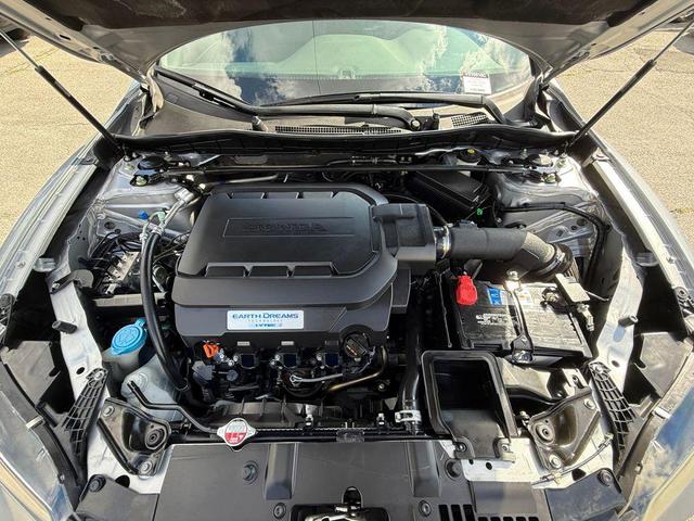 Photo of 2016 Grey Honda Accord