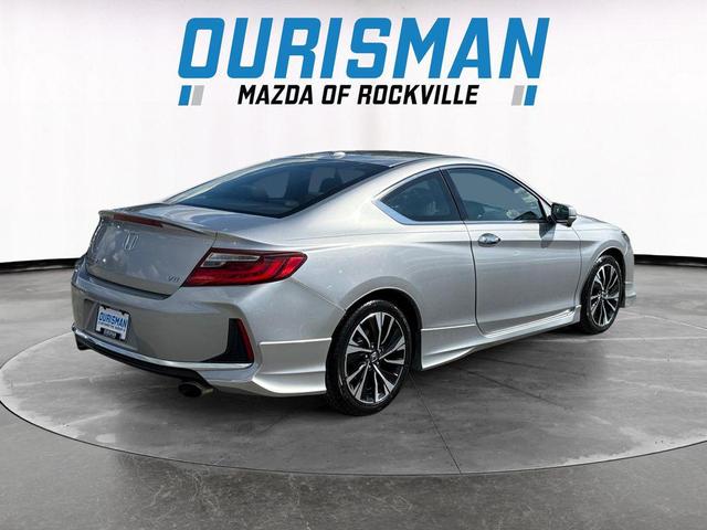 Photo of 2016 Grey Honda Accord