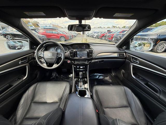 Photo of 2016 Grey Honda Accord