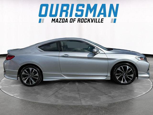 Photo of 2016 Grey Honda Accord