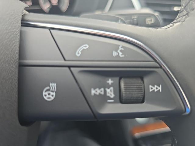 Photo of 2023 Daytona Gray Pearl Audi Q5 e