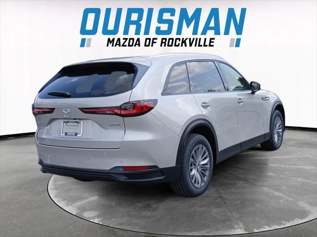 Photo of 2025 Platinum Mazda CX-90