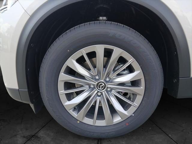 Photo of 2025 Platinum Mazda CX-90
