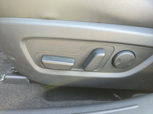 Photo of 2025 Gray Mazda CX-50 Hybrid