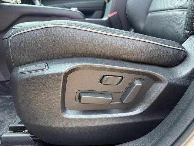 Photo of 2025 Platinum Quartz Metallic Mazda CX-5