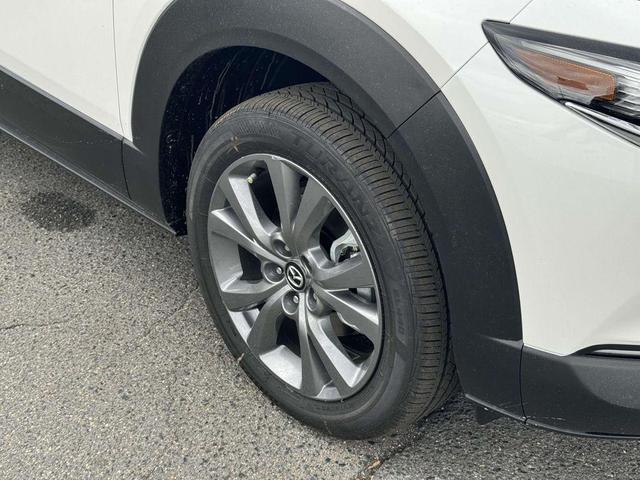 Photo of 2025 Snowflake White Pearl Mica Mazda CX-30