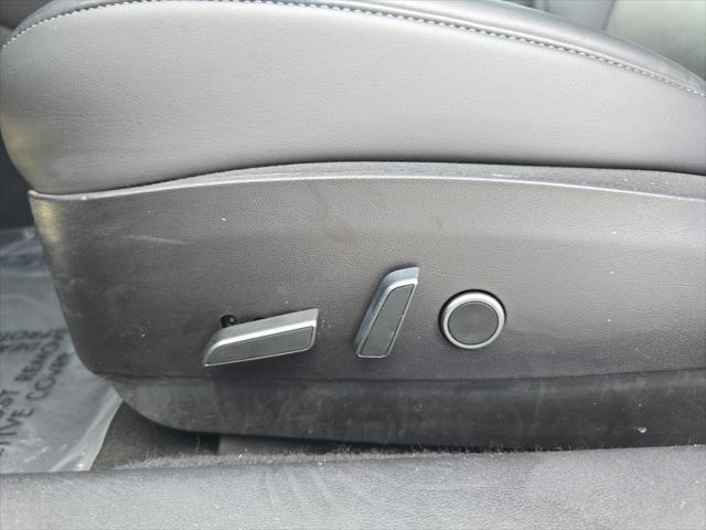 Photo of 2022 Solid Black Tesla Model 3