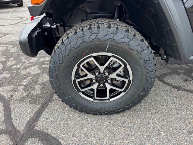 Photo of 2025 Black Clearcoat Jeep Wrangler