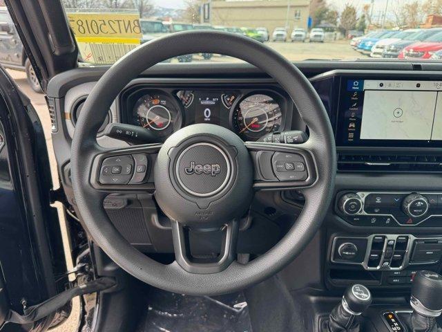 Photo of 2025 Black Clearcoat Jeep Wrangler