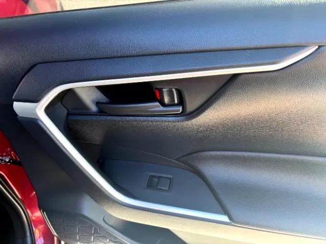 Photo of 2020 Ruby Flare Pearl Toyota RAV4