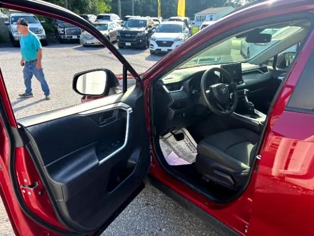 Photo of 2020 Ruby Flare Pearl Toyota RAV4