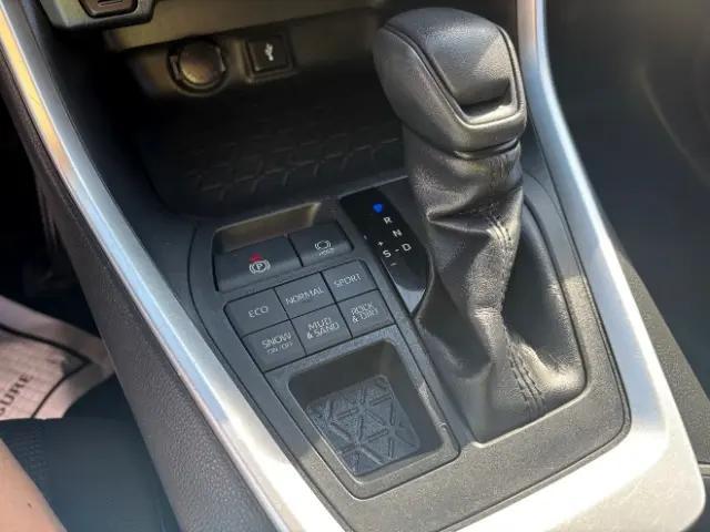 Photo of 2020 Ruby Flare Pearl Toyota RAV4