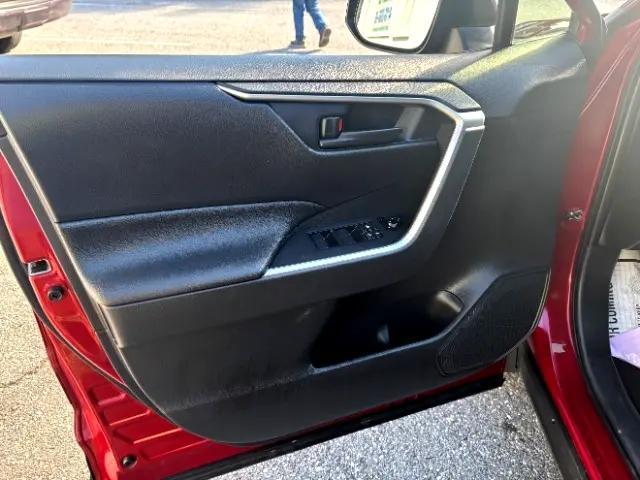 Photo of 2020 Ruby Flare Pearl Toyota RAV4