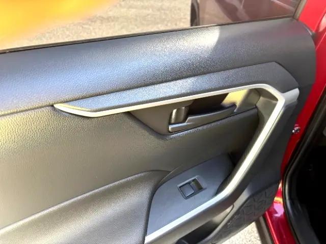 Photo of 2020 Ruby Flare Pearl Toyota RAV4