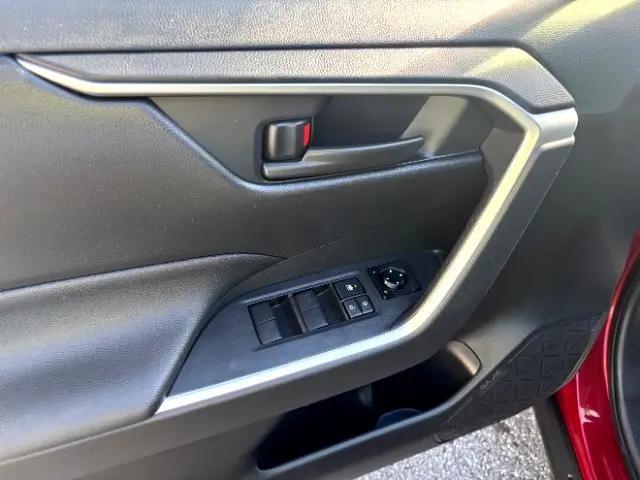 Photo of 2020 Ruby Flare Pearl Toyota RAV4