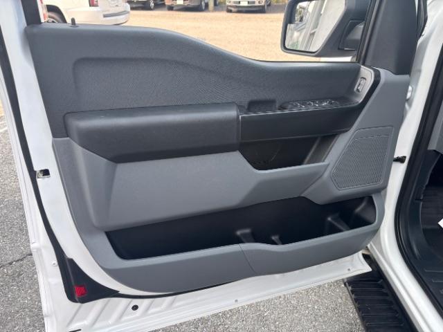 Photo of 2021 Oxford White Ford F-150
