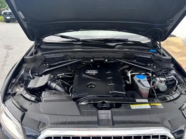 Photo of 2016 Brilliant Black Audi Q5