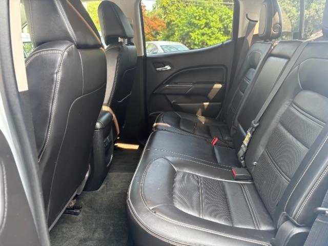 Photo of 2017 Summit White GMC Canyon