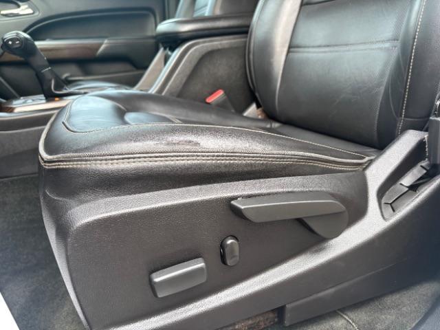 Photo of 2017 Summit White GMC Canyon