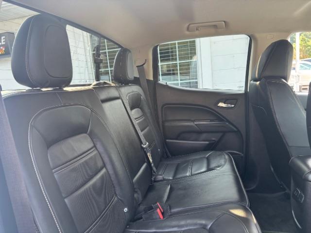 Photo of 2017 Summit White GMC Canyon