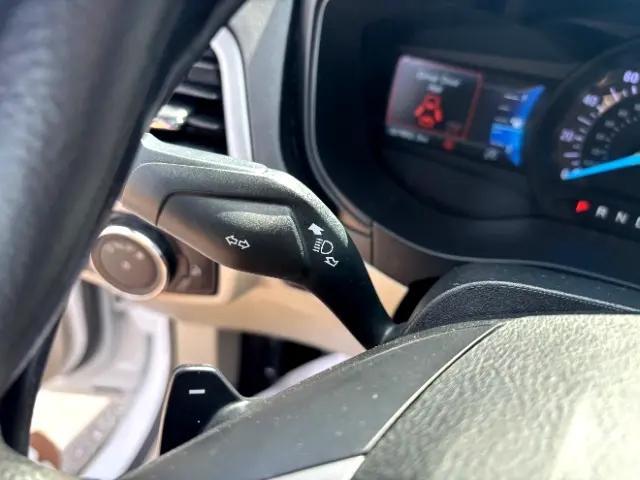 Photo of 2018 Oxford White Ford Fusion