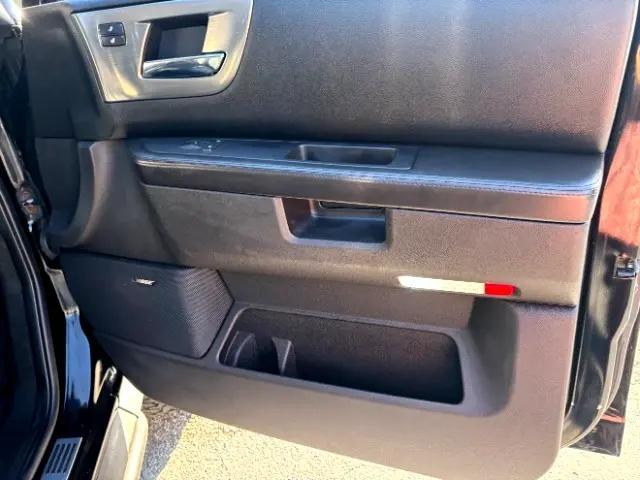 Photo of 2008 Black Hummer H2