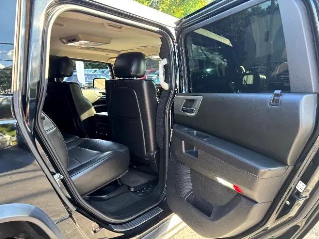 Photo of 2008 Black Hummer H2