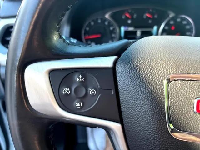 Photo of 2019 White Frost Tricoat GMC Acadia
