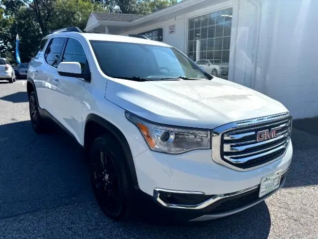 Photo of 2019 White Frost Tricoat GMC Acadia