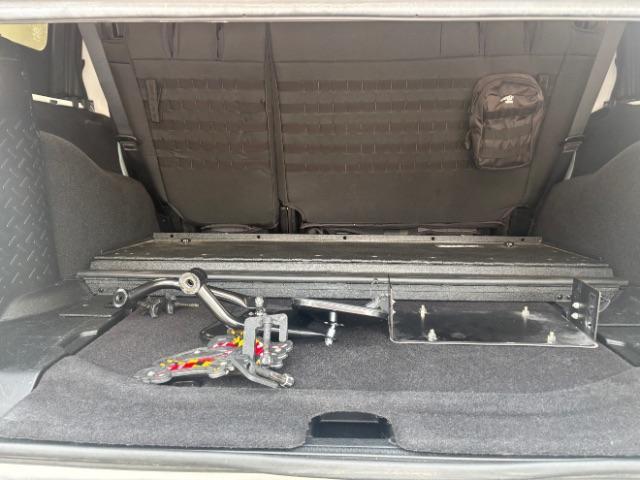 Photo of 2014 Bright White Clearcoat Jeep Wrangler Unlimited