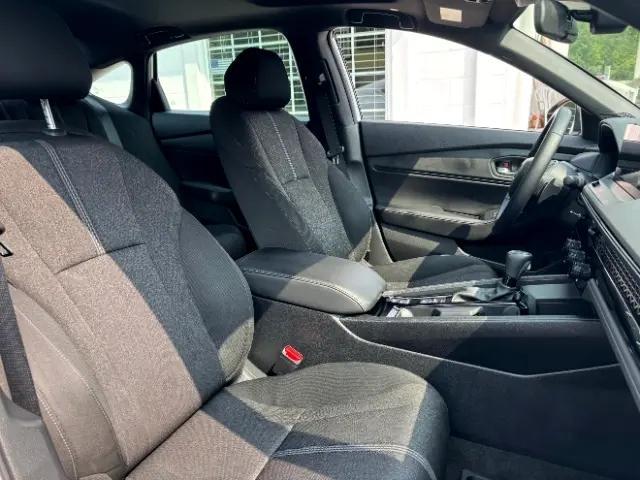 Photo of 2024 Platinum White Pearl Honda Accord Hybrid