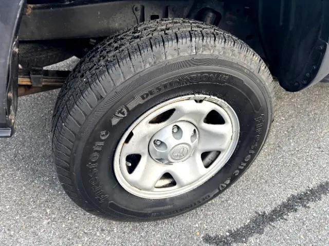 Photo of 2020 Magnetic Gray Metallic Toyota Tacoma