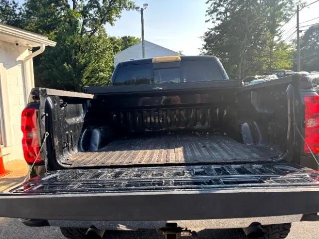 Photo of 2017 Black Chevrolet Silverado 1500