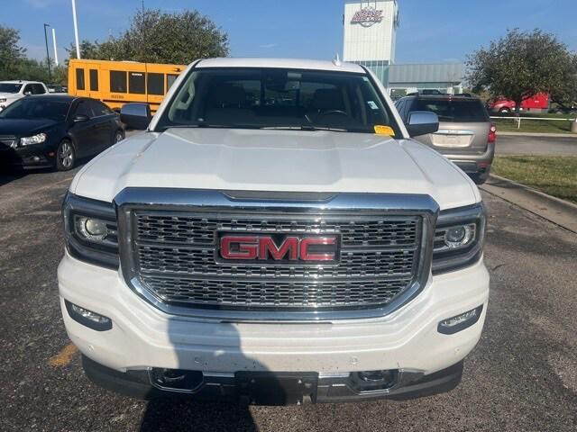 Photo of 2018 White Frost Tricoat GMC Sierra 1500