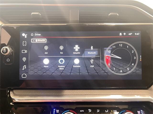 Photo of 2024 White Frost Tricoat GMC Sierra 1500
