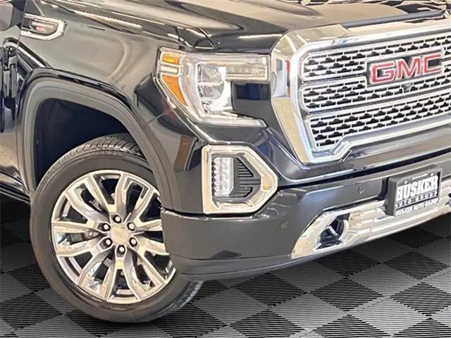 Photo of 2019 Onyx Black GMC Sierra 1500